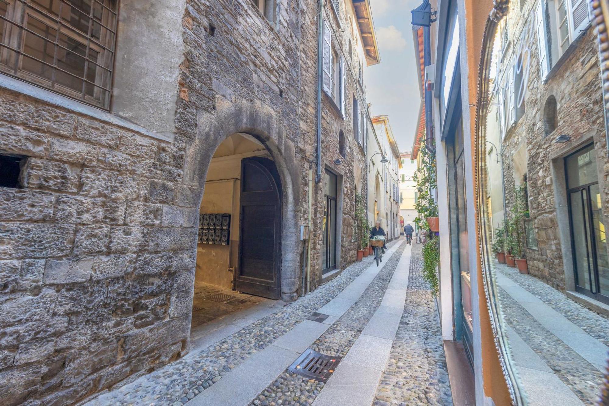 Domus Cortesella Como Exterior foto
